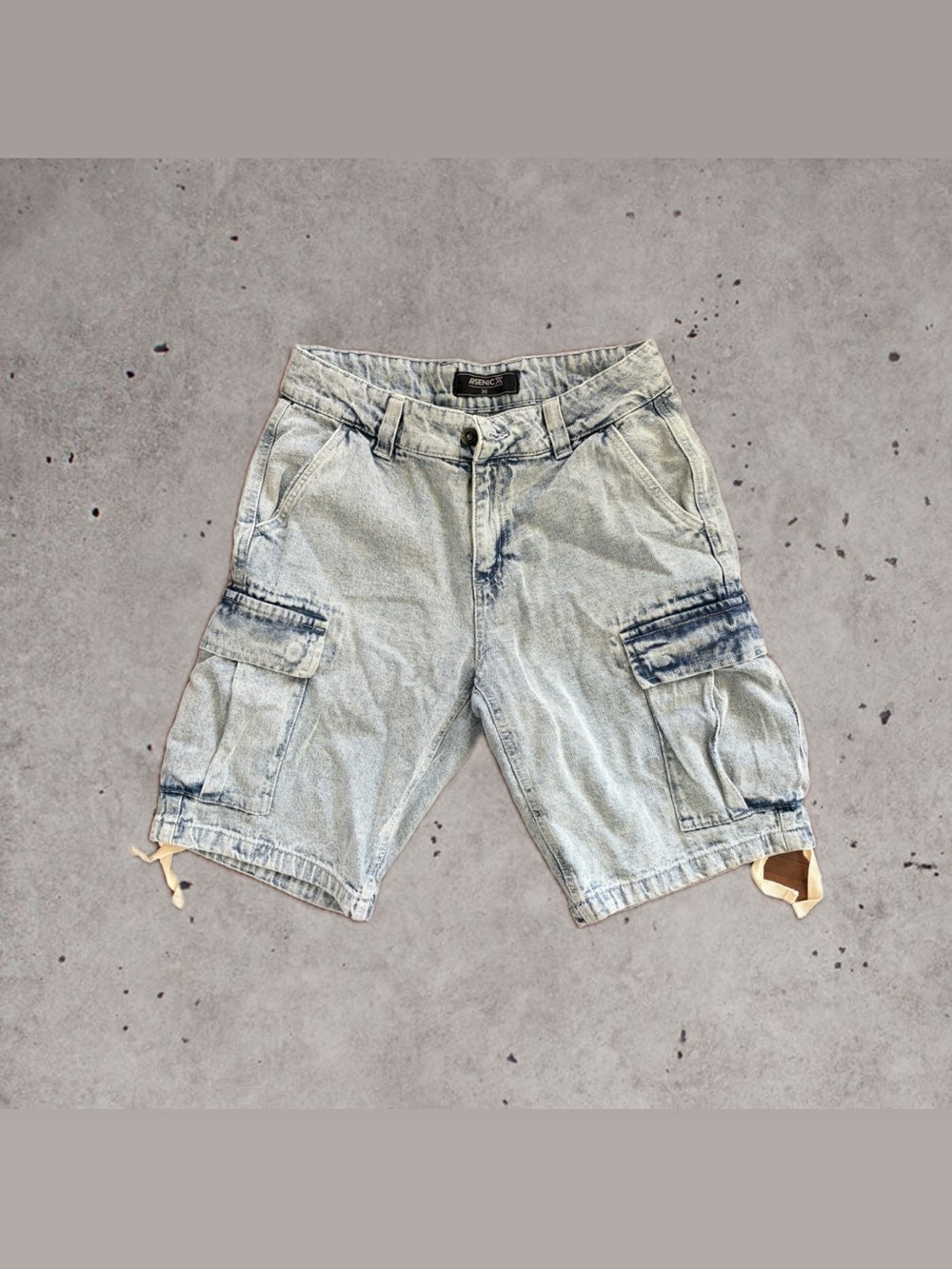 Light Wash Denim Cargo Shorts - unisex